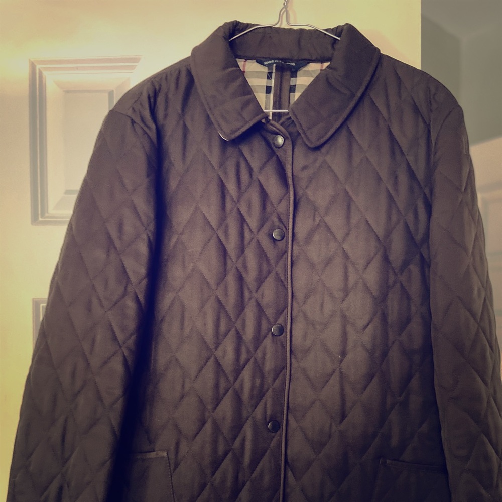 Burberry quilted button trench jacket